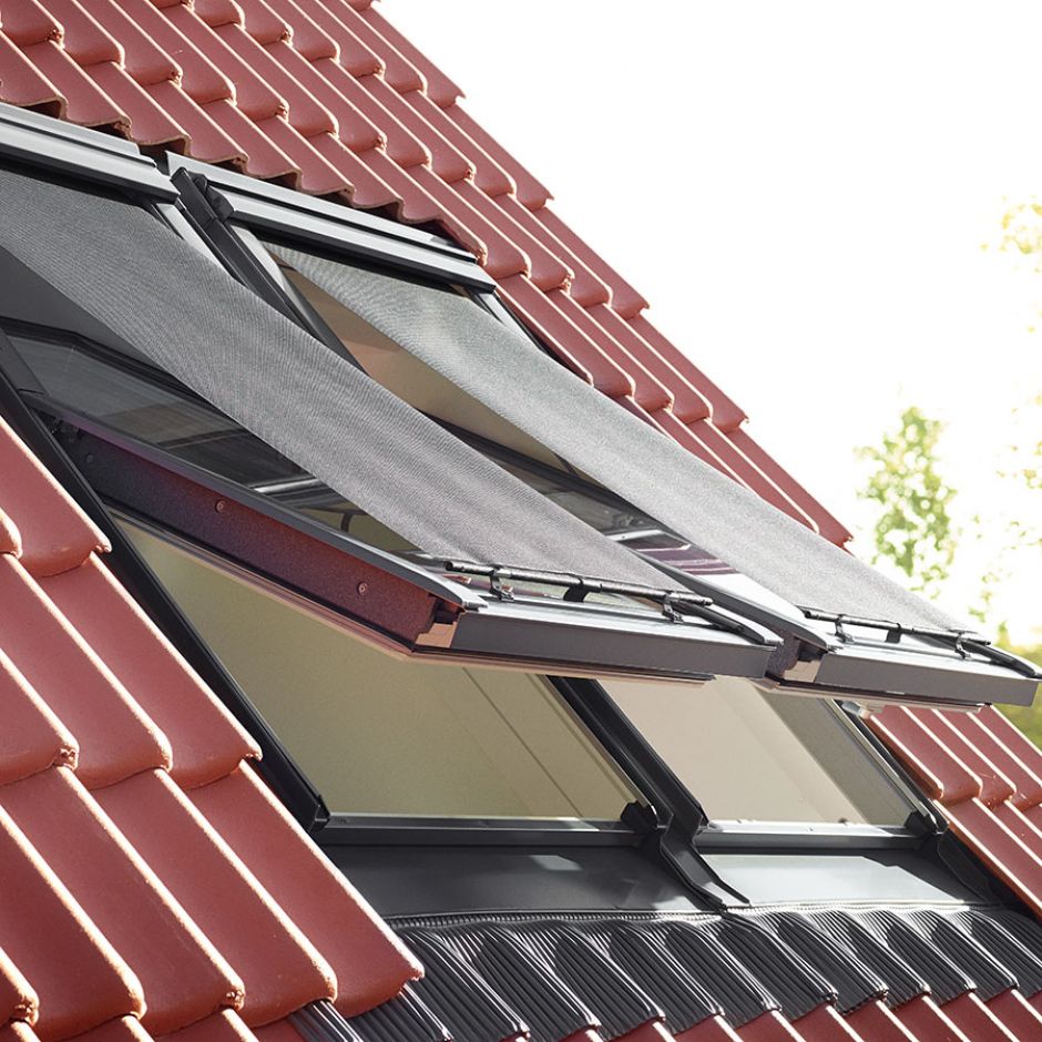 VELUX Hitzeschutzmarkise aussen Uni Schwarz 5060 | BENZ24