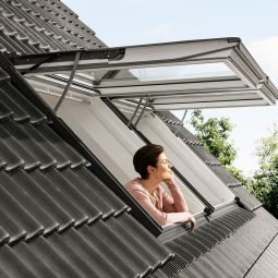 VELUX Aktionsfenster Elektro Klapp-Schwing-Fenster INTEGRA® 7
