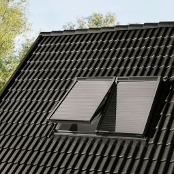 NEU: VELUX Solar-Rollladen SSL 0100K 6