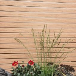 TraumGarten Sichtschutzzaun SYSTEM Rhombus Lärche 9