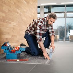 tesa extra Power Universal silber 7