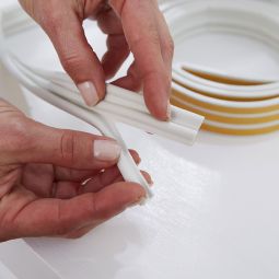 tesamoll Fensterdichtung / Türdichtung P-Profil 4