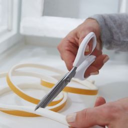 tesamoll Fensterdichtung / Türdichtung Universal 6