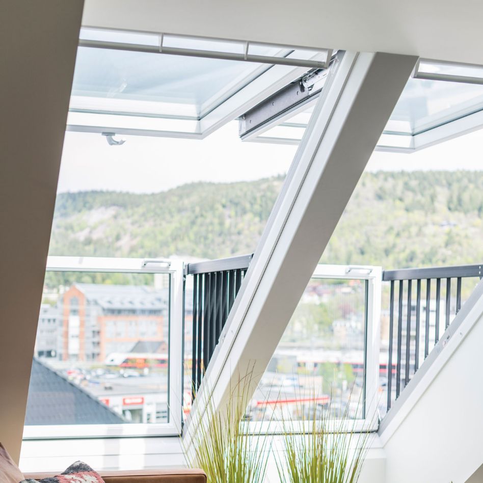 Verrière balcon CABRIO VELUX GDL bois finition blanche ENERGIE PLUS günstig
