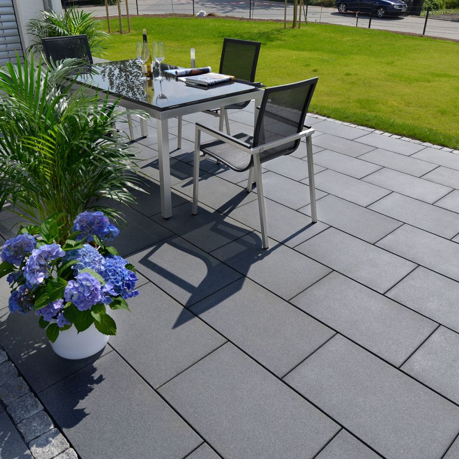 KANN Terrassenplatte Madison midnight black geschliffen & kugelgestrahlt günstig