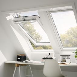 VELUX Dachfenster GGL 2070Q Schwingfenster Holz/Kiefer weiß lackiert Einbruchschutz Fenster 2-fach Standard-Verglasung, erhöhter Einbruchschutz