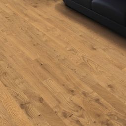 HARO Parkett 4000 NF Stab Classico Eiche Naturale Die Dielen verfügen über warme Farbnuancen und eine strukturierte Oberfläche, wahlweise mit naturaDur oder naturaLin plus veredelt, praktische Abmessungen: 771x85x10 mm