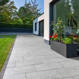 KANN Terrassenplatte Alesaro grau keramisch strukturiert 80x40 cm Granitkeramik, 2 Stück pro Lage