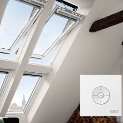 VELUX INTEGRA Elektro Dachfenster GGL 207021 Holz THERMO weiß Fenster 2-fach Standard-Verglasung, inkl. Funk-Wandschalter