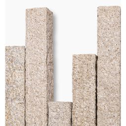 Seltra Natursteine Palisaden SOL RUSTIQUE+ Granit gelb-grau allseits gespalten & überspitzt, verschiedene Größen