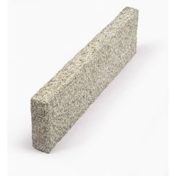 Seltra Natursteine Rasenkanten SOL RUSTIQUE+ Granit gelb-grau allseits gespalten & überspitzt, verschiedene Größen