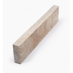 Seltra Natursteine Rasenkanten NOCE TOROSA Travertin hellbraun Oberfläche teilweise rustikal-löchrig, allseits gesägt, verschiedene Größen