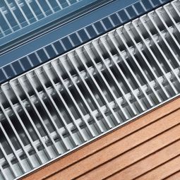 ACO Profiline Querstabrost für Fassadenentwässerung 3