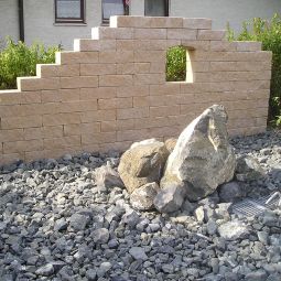 EHL Gartenmauer Mauersystem BossIntak Mauerabdecksteine 6