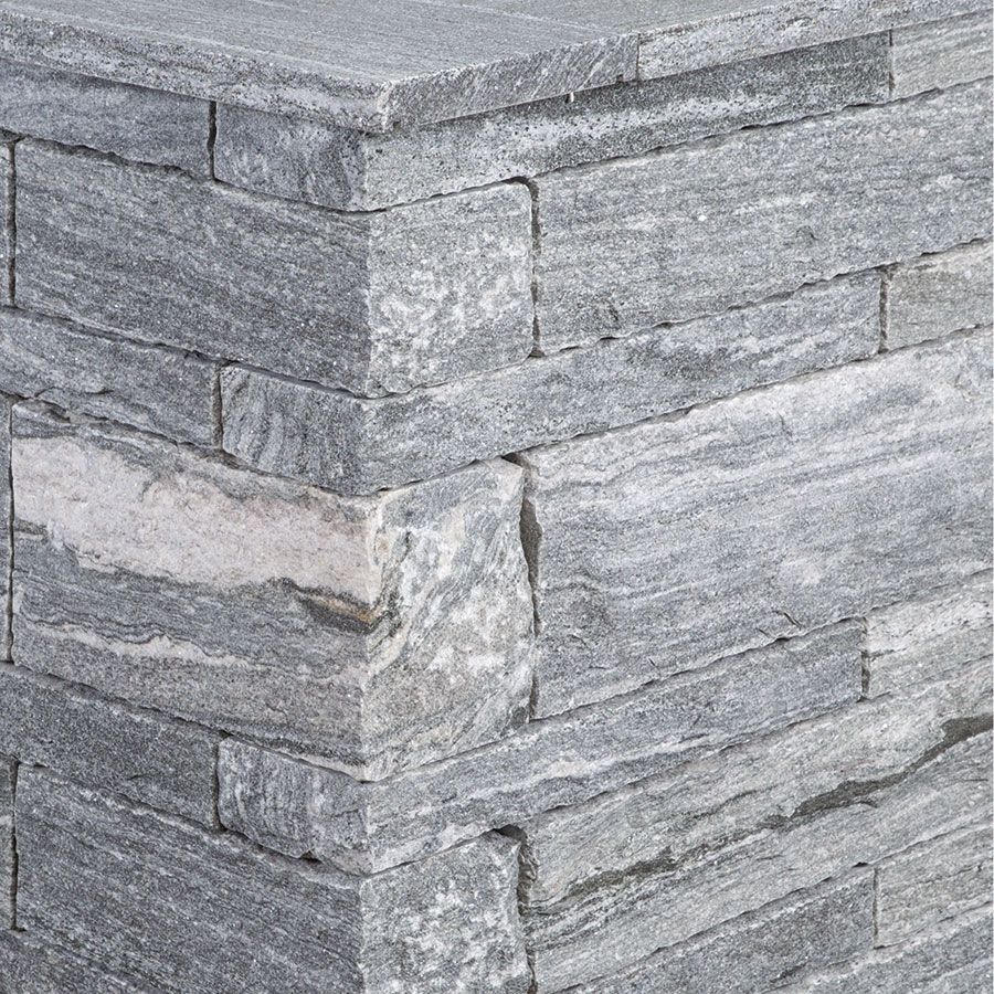 Seltra Natursteine Klostermauersteine BIASCA Gneis silbergrauliniert