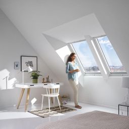 VELUX Dachfenster Lichtlösung RAUM Kunststoff THERMO weiß Fenster 2-fach Standard-Verglasung, ESG außen, VSG innen