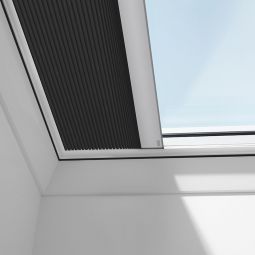 VELUX Flachdachfenster Wabenplissee Uni schwarz 1047S lichtundurchlässig, Wabenstruktur für zusätzliche Wärmedämmung, für verschiedene VELUX-Dachfenster geeignet