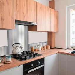 Windhager Fliesenaufkleber Orlando Fliesenfolie mit Aluminium-Rückwand Selbstklebende, hitzebeständige Küchenplatte, verschiedene Größen