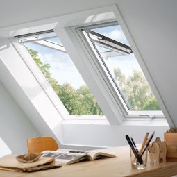 VELUX Klapp-Schwing-Fenster GPL 2068 Manuell Holz weiß Alu ENERGIE Dachfenster Bedienung mit einem Öffnungsgriff