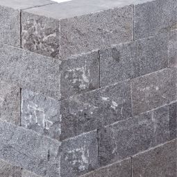 Seltra Natursteine Klostermauersteine GALA Granit anthrazit Herkunft China Sichtflächen spaltrau, Lager- & Stirnflächen gesägt, 15x20x40 cm