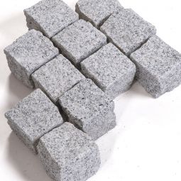 Seltra Natursteine Pflastersteine BRAVO RUSTIQUE Granit edelgrau allseits gespalten, verschiedene Größen