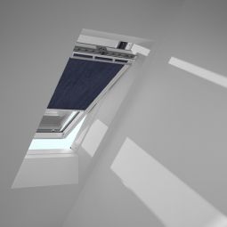 VELUX Vorteils-Set Hitzeschutz Plus ROU Uni Blau-Schwarz 9050 Markise und Sichtschutzrollo, effektiver Licht- und Hitzeschutz, für verschiedene VELUX-Dachfenster geeignet