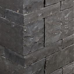 Seltra Natursteine Verbundmauersteine SANOKU® ELEGANCE Basalt anthrazit-schwarz Sichtflächen spaltrau, Kanten zurückgeschlagen, verschiedene Größen