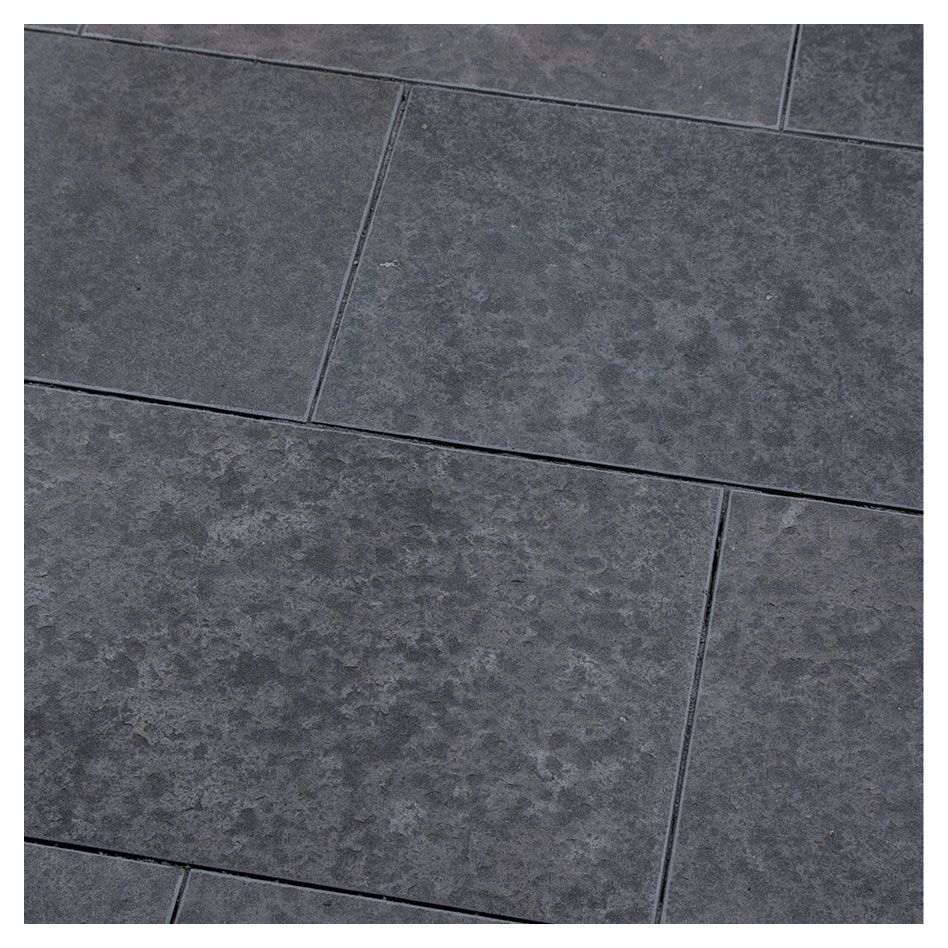 Seltra Natursteine Terrassenplatten SANOKU ELEGANCE satiniert Basalt anthrazit-schwarz, 60x40x3 cm